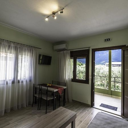 Albatros Apartments Скала-Потамьяс Екстер'єр фото