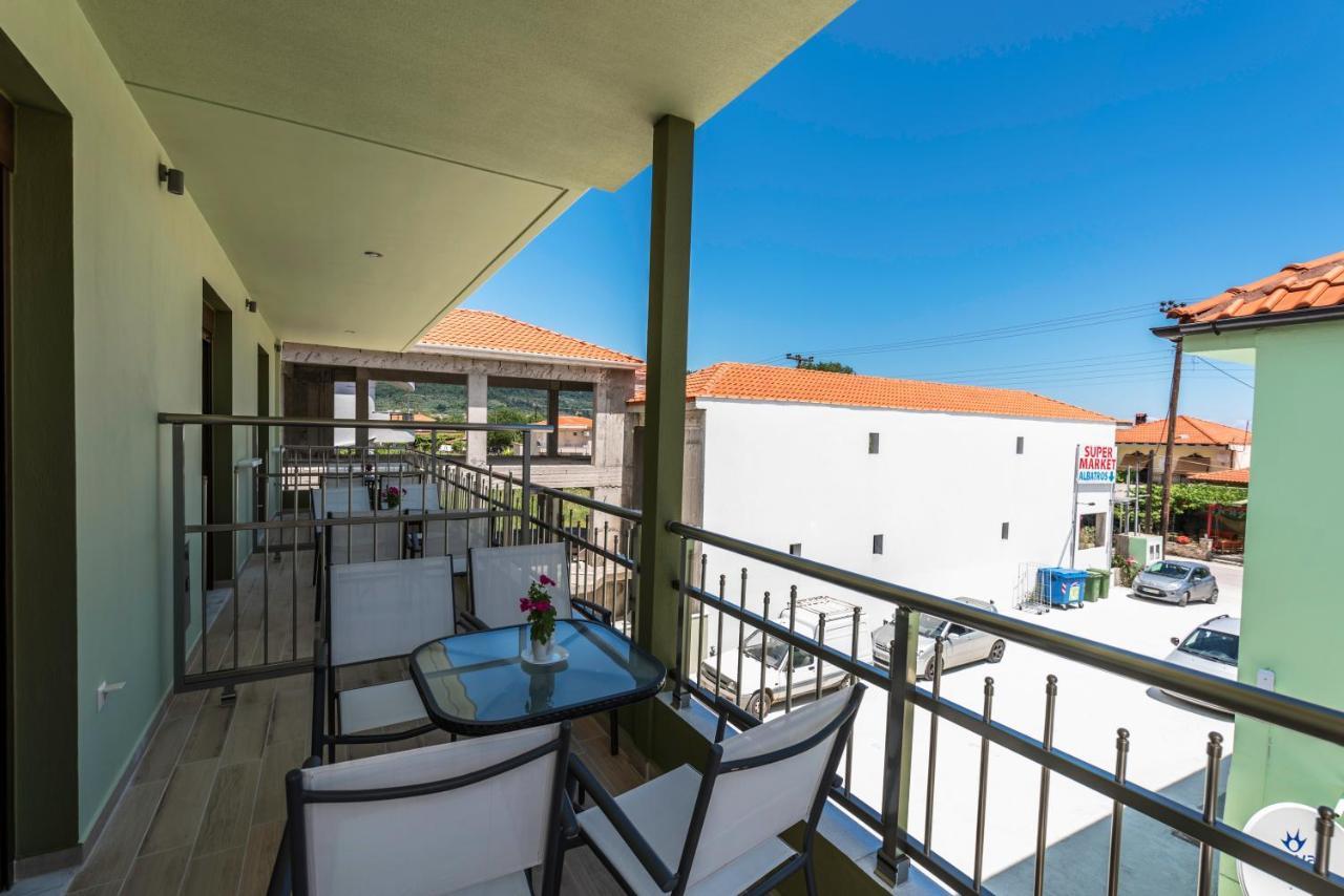 Albatros Apartments Скала-Потамьяс Екстер'єр фото